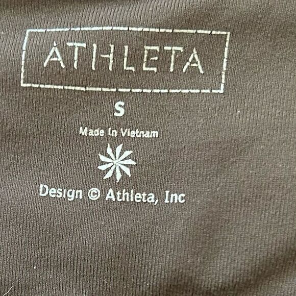 Athleta Olive Green Oasis Active Stretch Cargo Skort Size Small - Picture 3 of 9